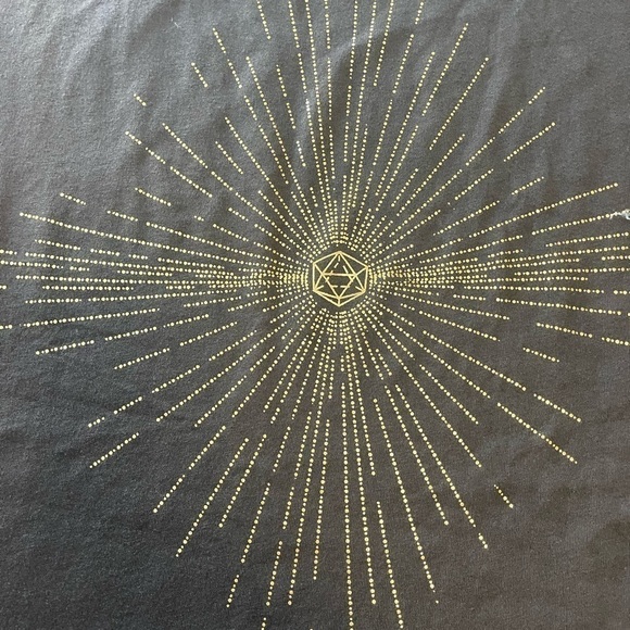 Sun & Shadow tee with gold foil design - Picture 2 of 9